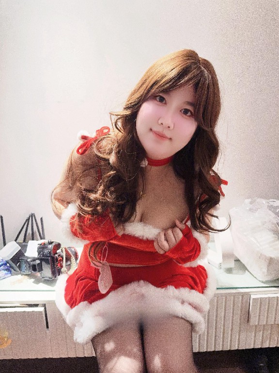 超绝大胸bbw兔兔