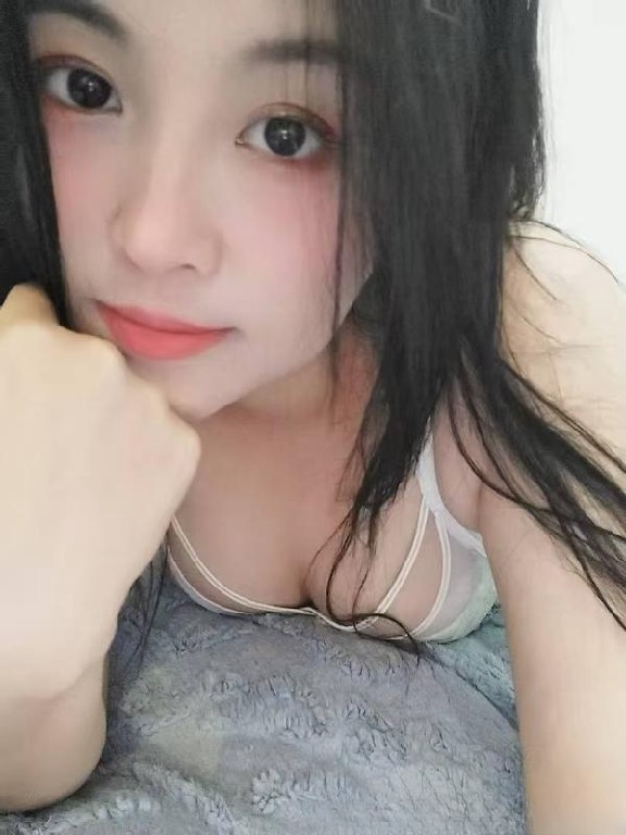 朝阳颜值大胸妹子