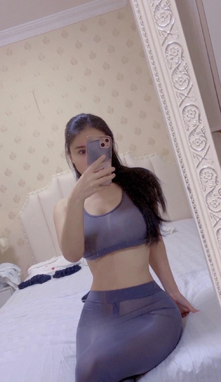 丰胸长腿御姐美美