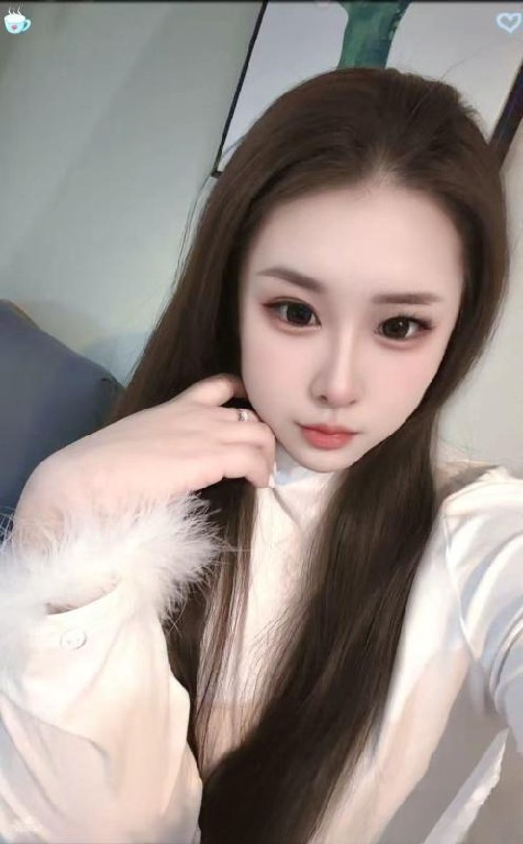 高颜值三通大胸妹妹