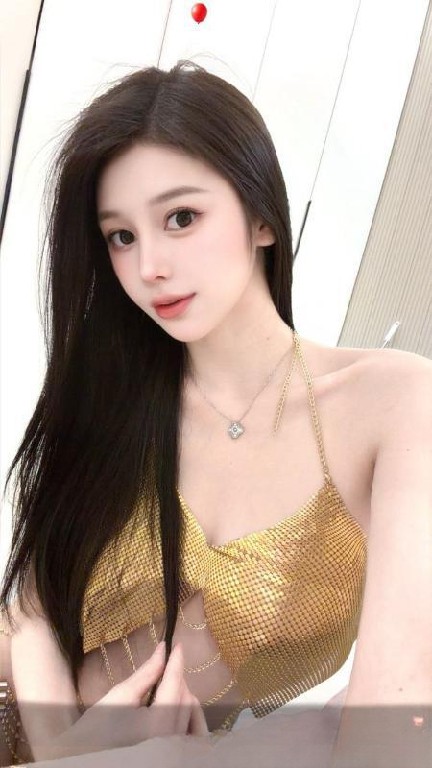 肤白性感颜值芷柔