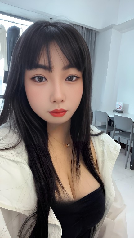 兼职白嫩小骚妹