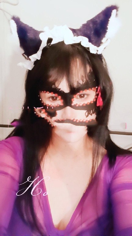 紫色韵味小姐姐