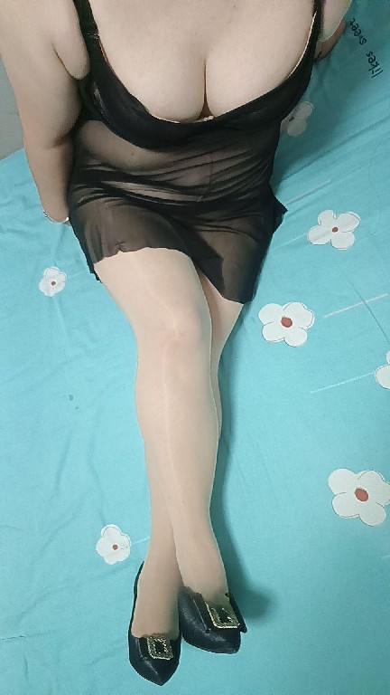 纯情丰韵肥臀熟女