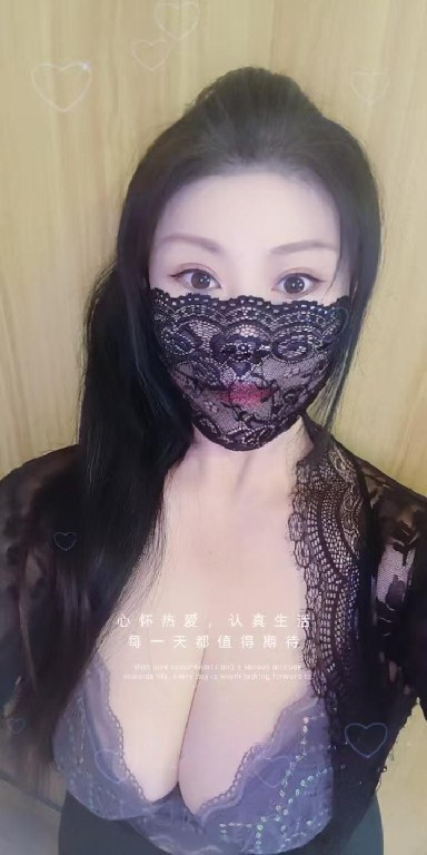 2张的D奶熟妇