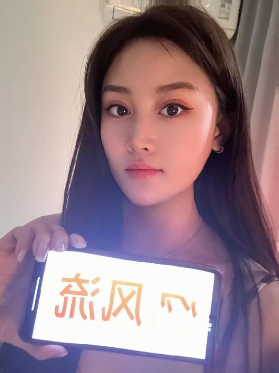 蜜桃臀艳舞少妇