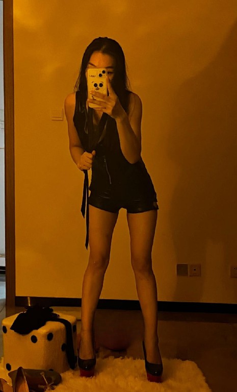 分享番禺区黑丝服务系花花