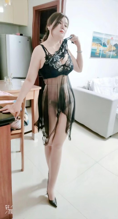 武汉爆乳气质小娇妻粉嫩多汁