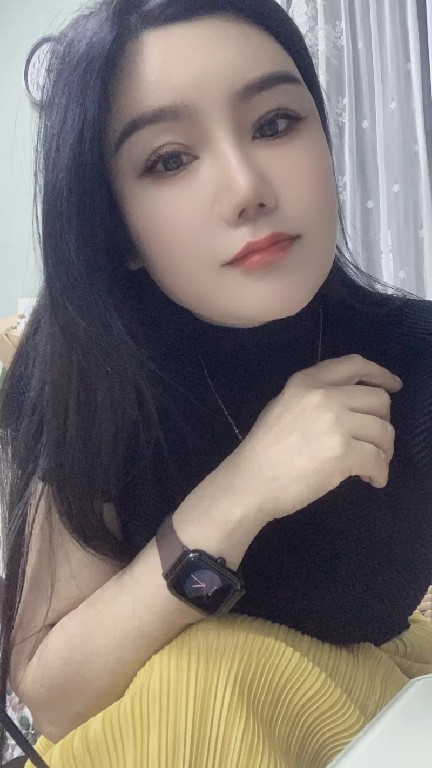 兼职嫩穴顶入夹住取精