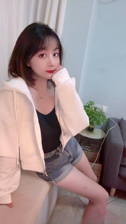 广州肥臀美乳少妇