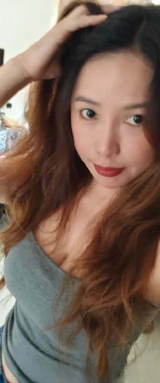 滘口大胸少妇淡淡