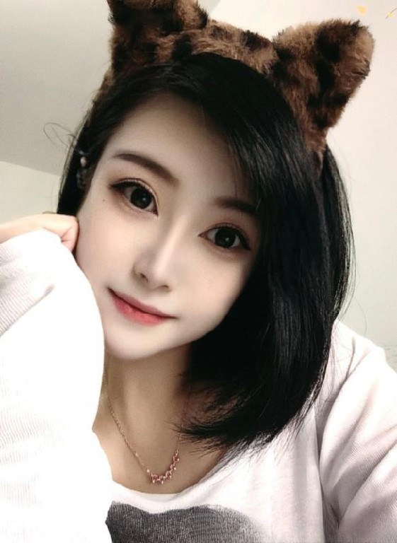 河西短发服务少妇