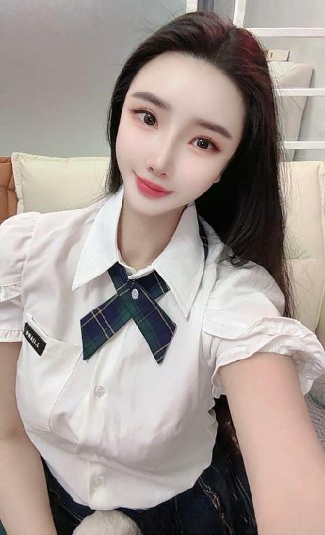 前凸后翘高挑子萱老师