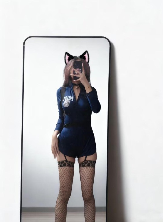 妹妹惊艳高挑年轻身材又紧又润水多巨爽