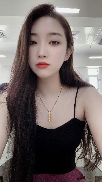 苗条紧逼大奶小骚妹萌萌