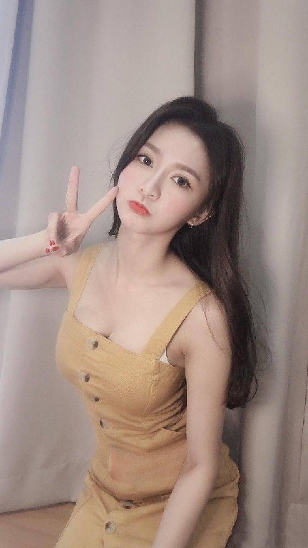 馒头穴小嫩妹甜甜