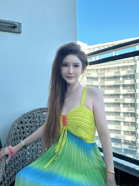 胸大柔软风骚服务老师