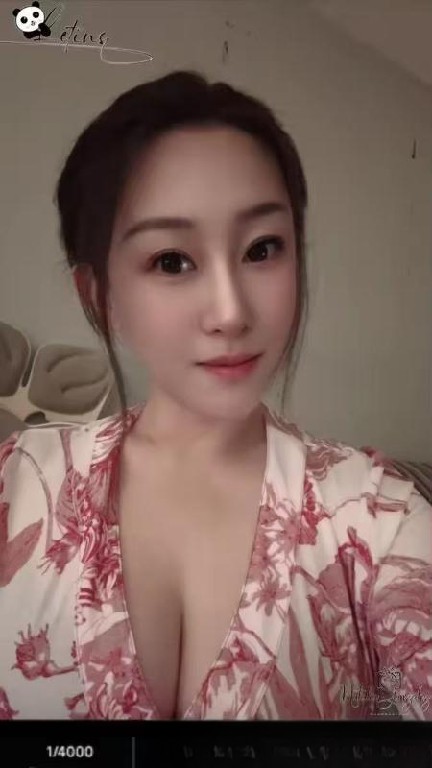 拉丝水床少妇琪琪