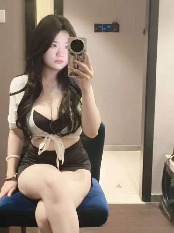 二刷白云大奶波波