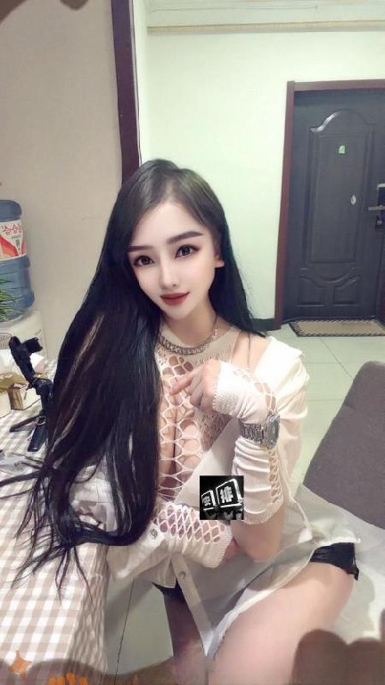 劲松巨乳小姨子