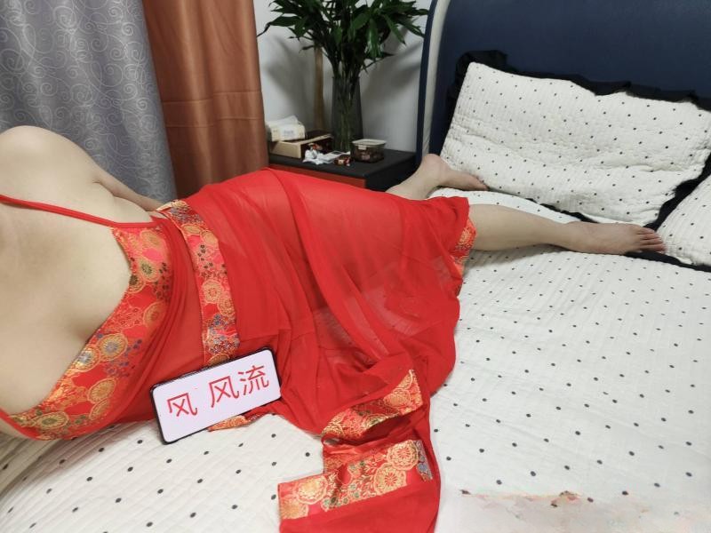 吴江骚姐姐过年不打烊