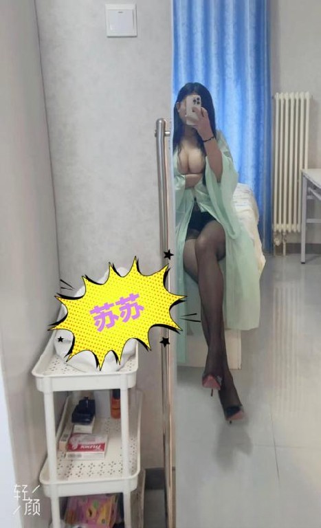 十里河镜前巨乳S苏苏