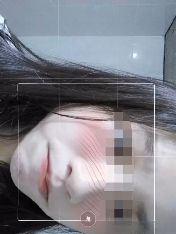 年轻会玩小姐姐