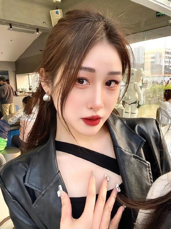 福田酱酱过年不放假