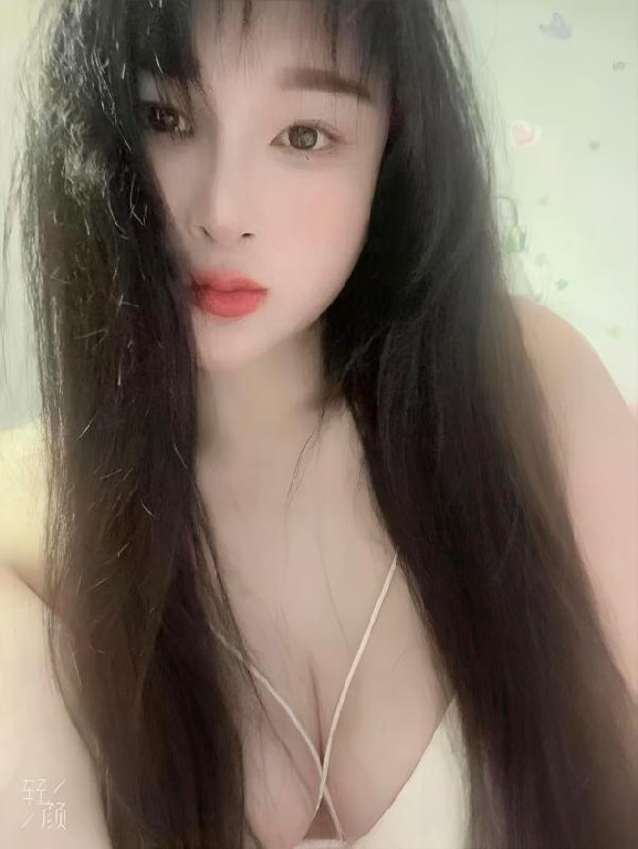 东门黑丝长腿叶子