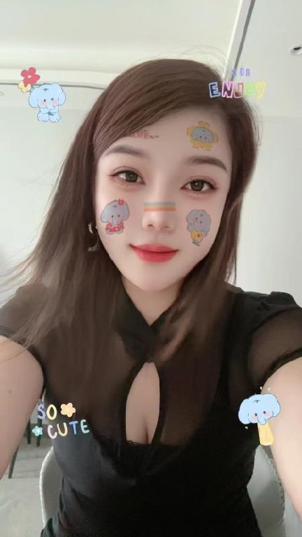 龙华美臀粉乳娜娜