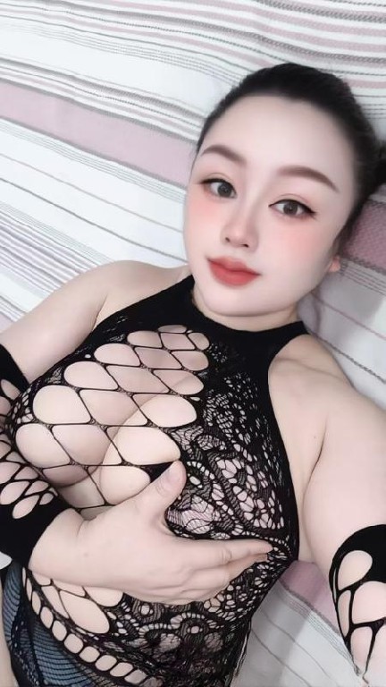 笋岗纯欲型人妻