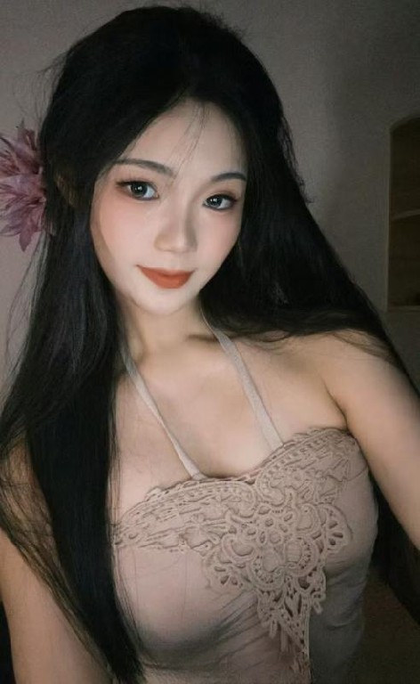 南山肥臀美乳少妇