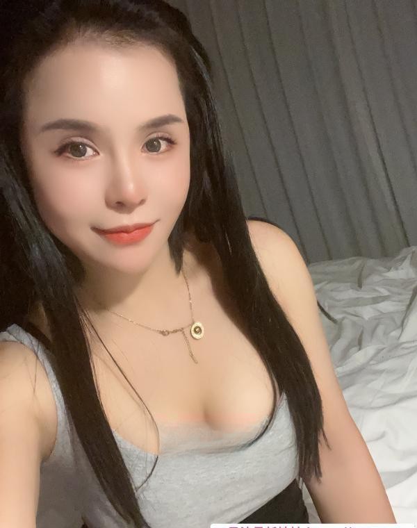 龙岗风骚服务型少妇