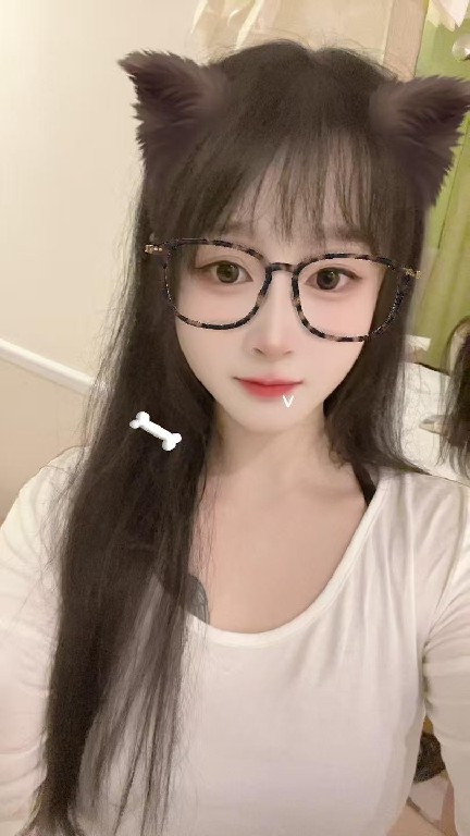 极品长腿妹子可后入内可六九