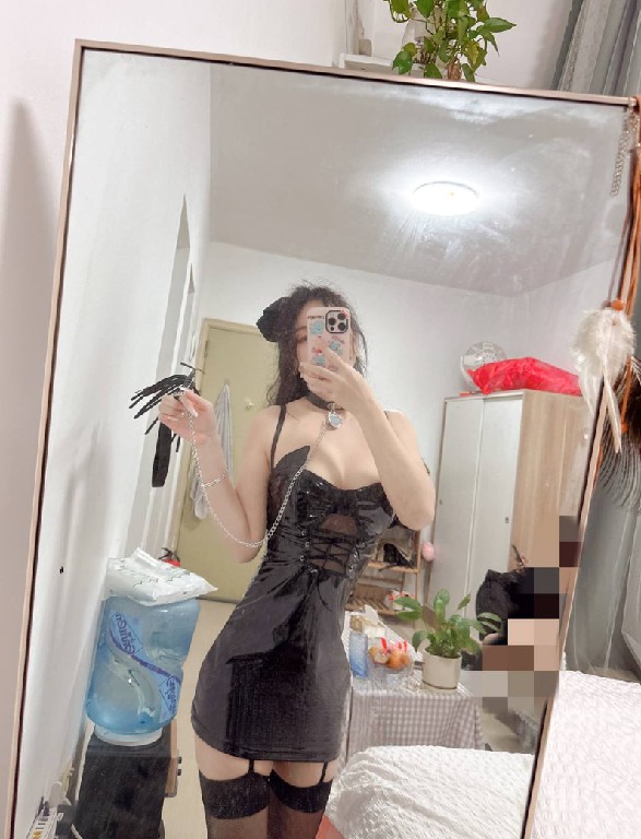 火辣长腿黑丝妖精