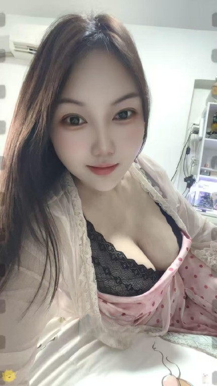 性感大胸颜值老师