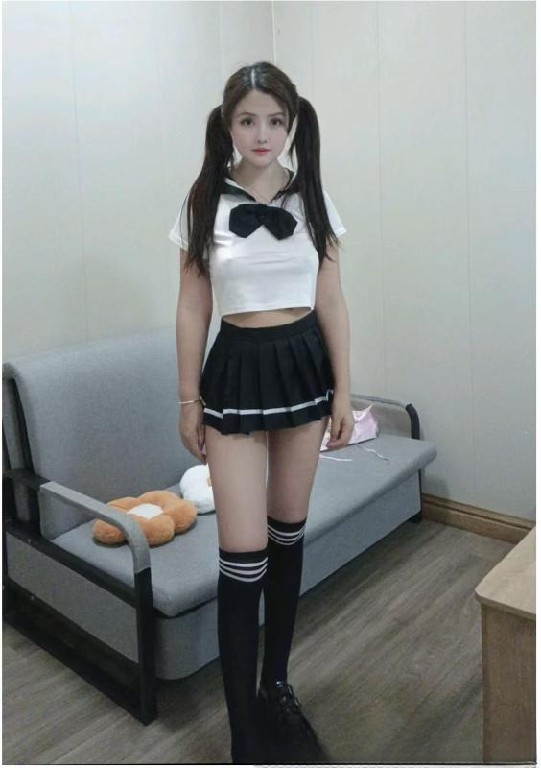 大胸女友李一桐