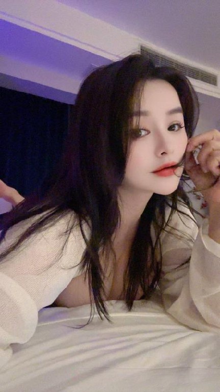 武侯大奶御姐伊娃