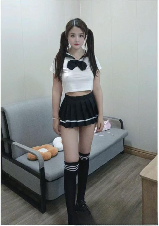 大胸女友李一桐