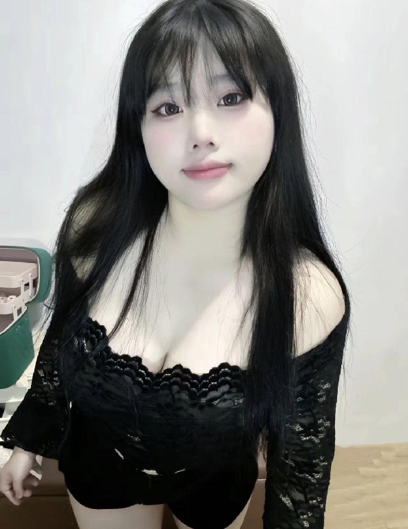 风骚翘臀轻熟妹儿