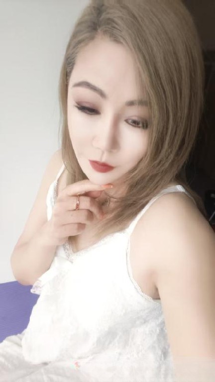 黑丝性感小姐姐