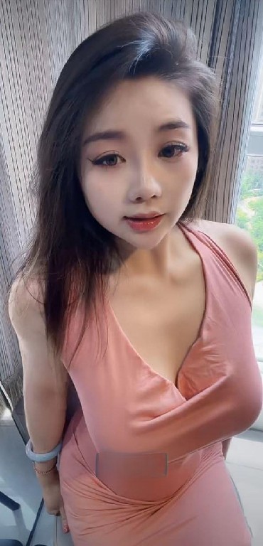 高颜性感女神大奶肥臀魔鬼身材