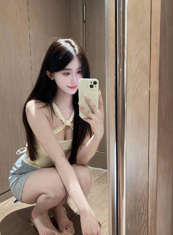 南开微胖白皙巨乳御姐