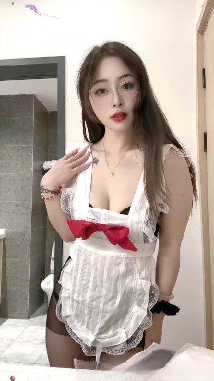 情趣制服大奶骚妹