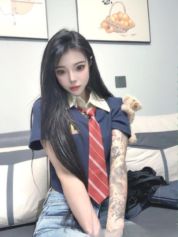 二府庄精神小妹夏夏