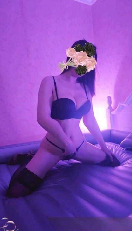 重庆江北日式水床晶晶